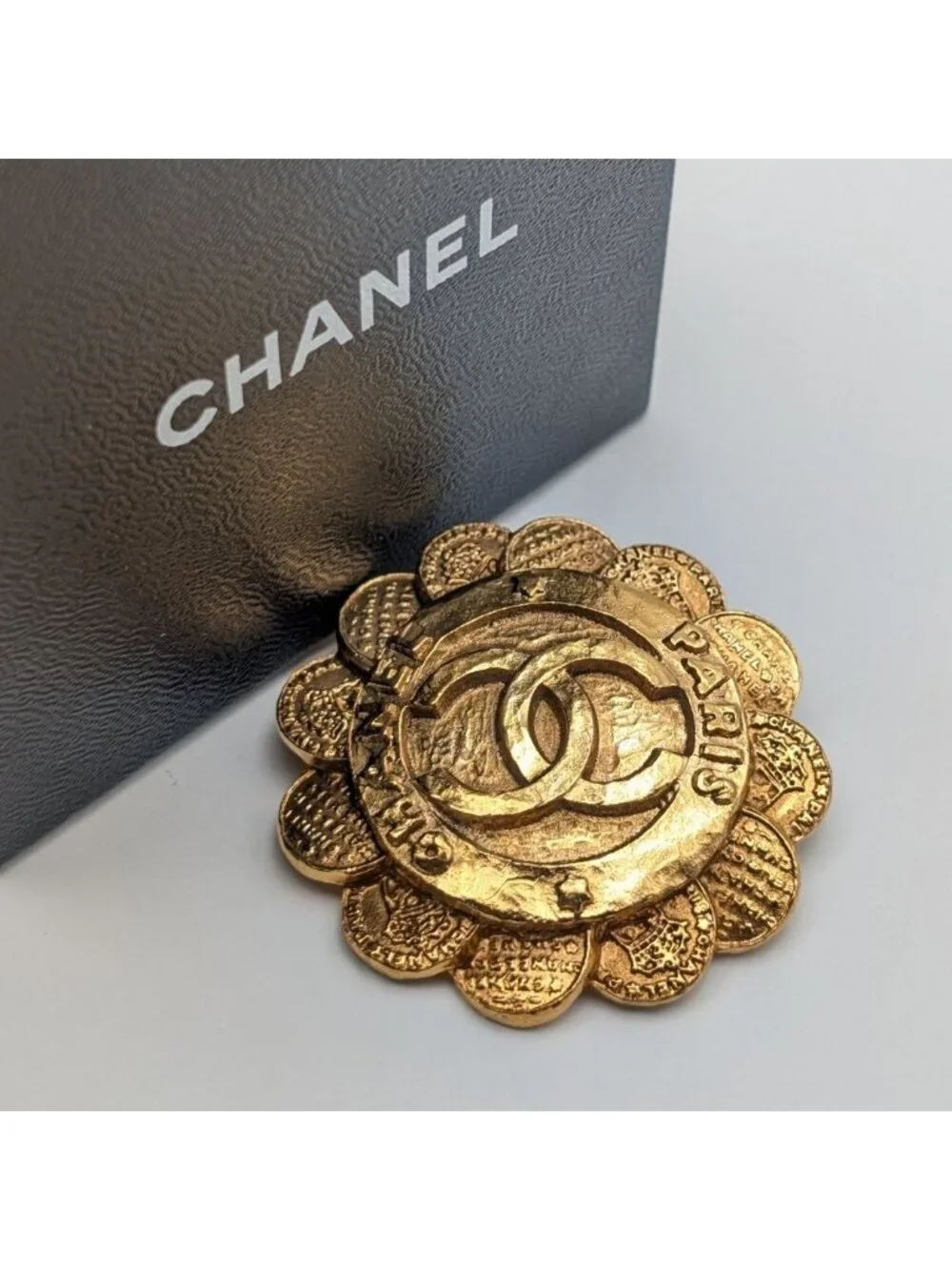Chanel Brooch CC Logo Flower Gold Vintage 28
